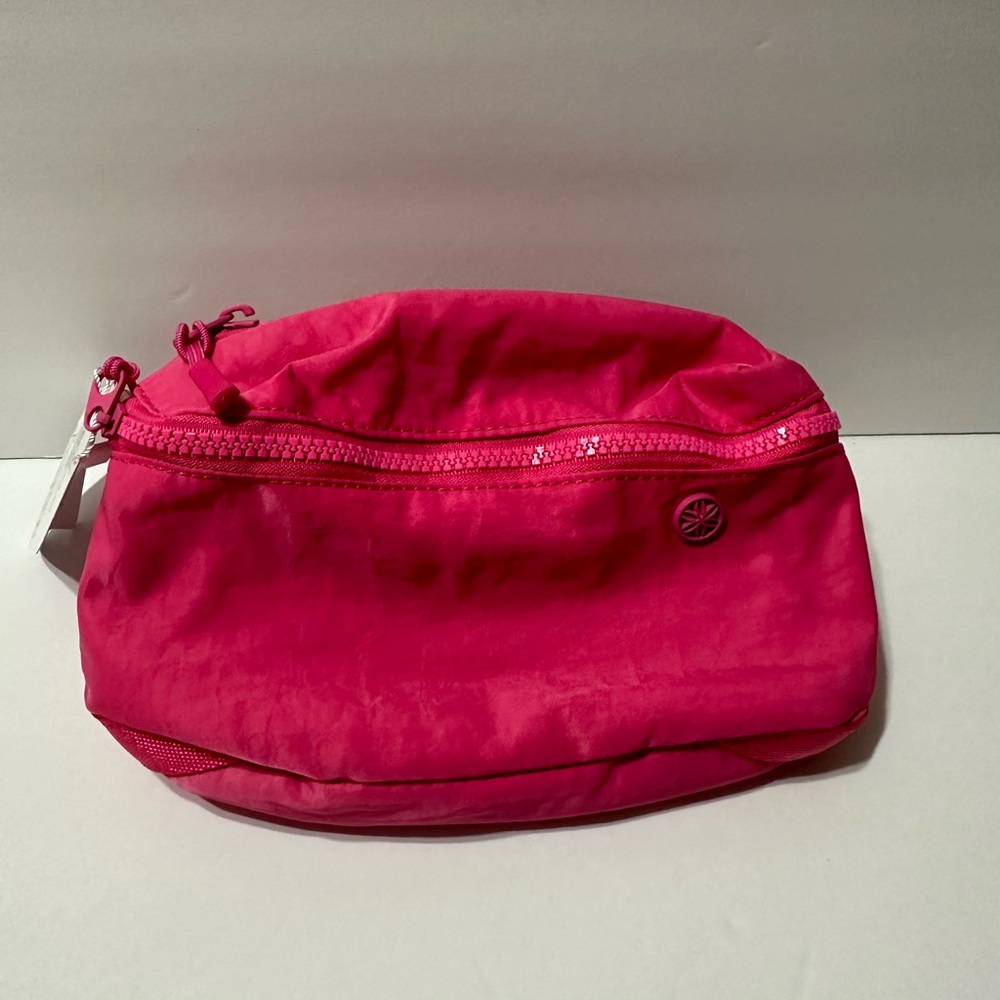 GAIAM Be Free Waist Pack Fuchsia Pink